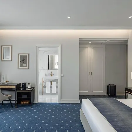 Ms Collection - Palacete Valdemouro