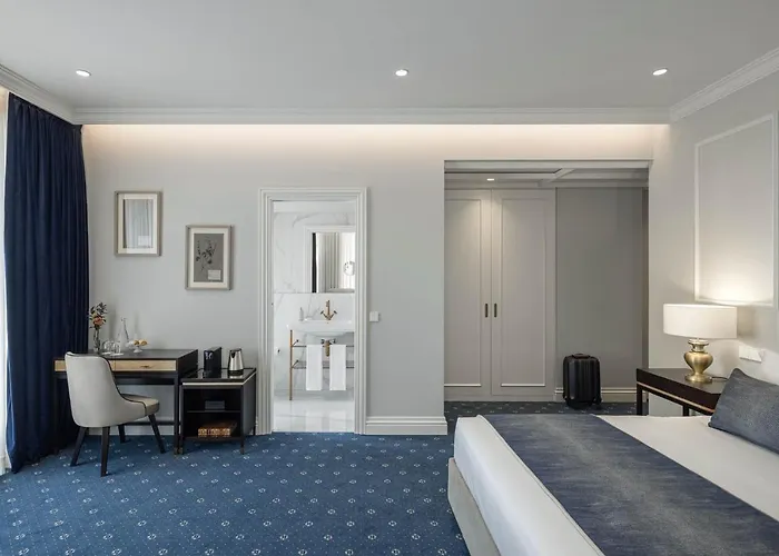 Ms Collection - Palacete Valdemouro