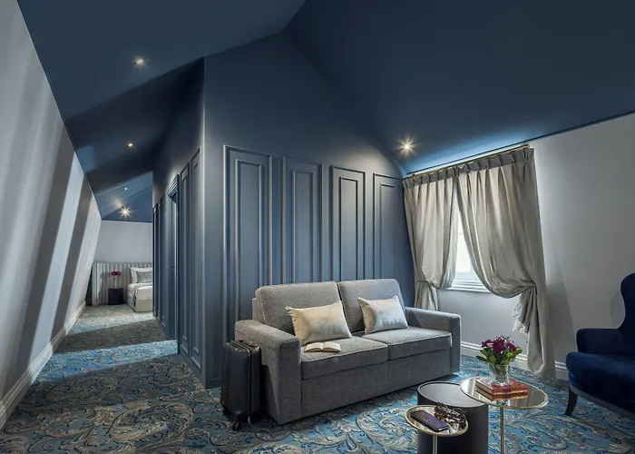 Ms Collection - Palacete Valdemouro 5* אבאירו